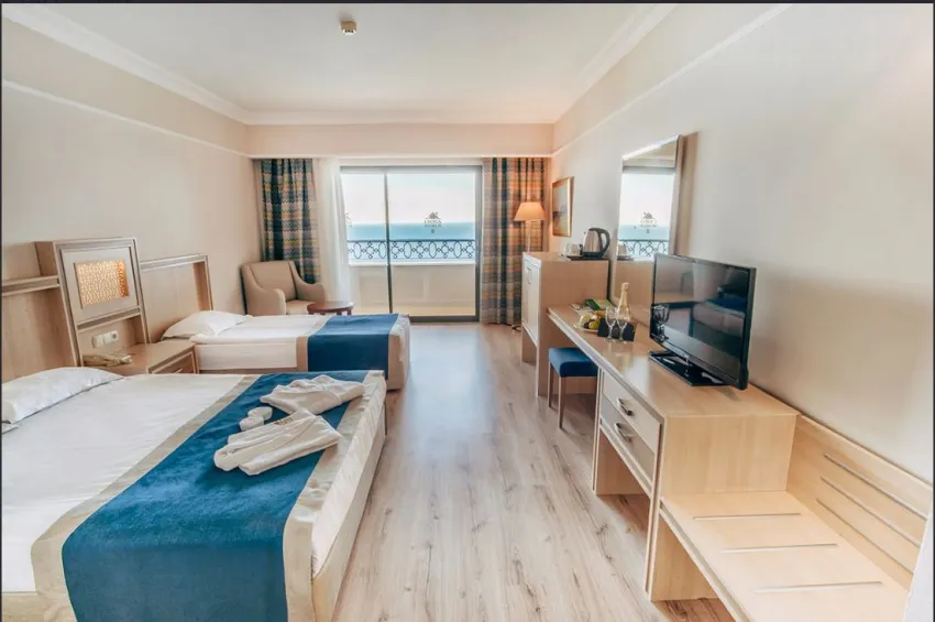 Utopia World Hotel 5*-27