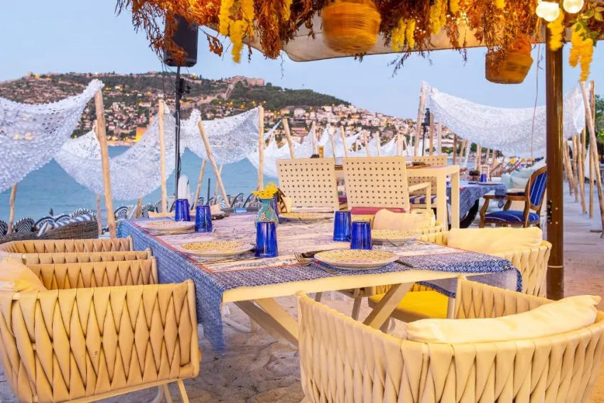ANJELIQ HOUSE HOTEL  3*-12