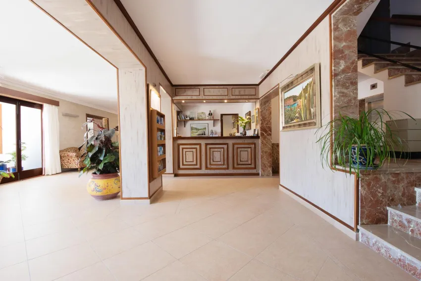 Playa Mondrago 3*-11