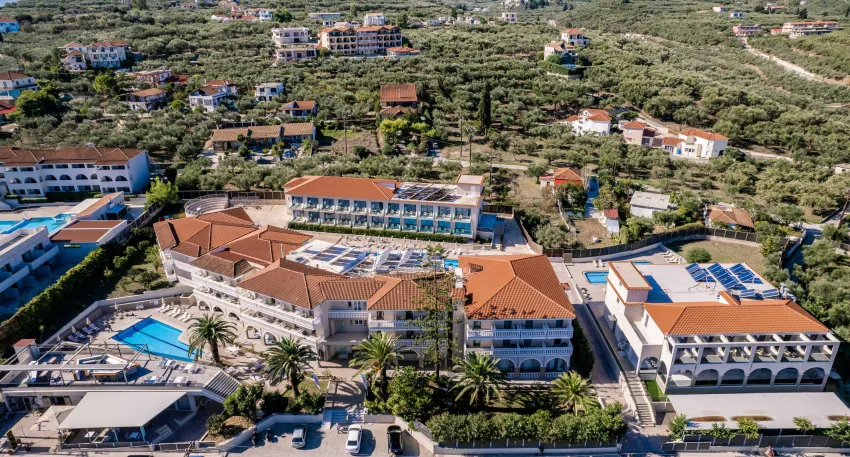 Karras Grande Resort 4*-7