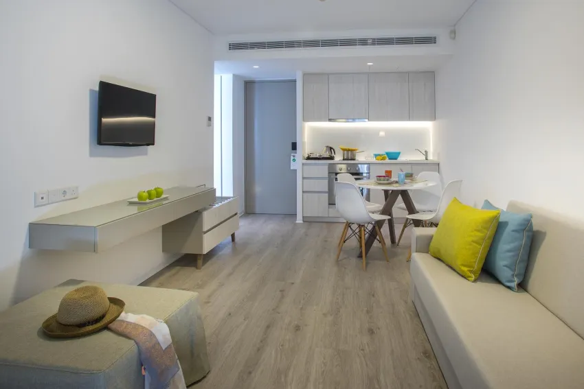 Anemi Hotel & Suites 4*-9