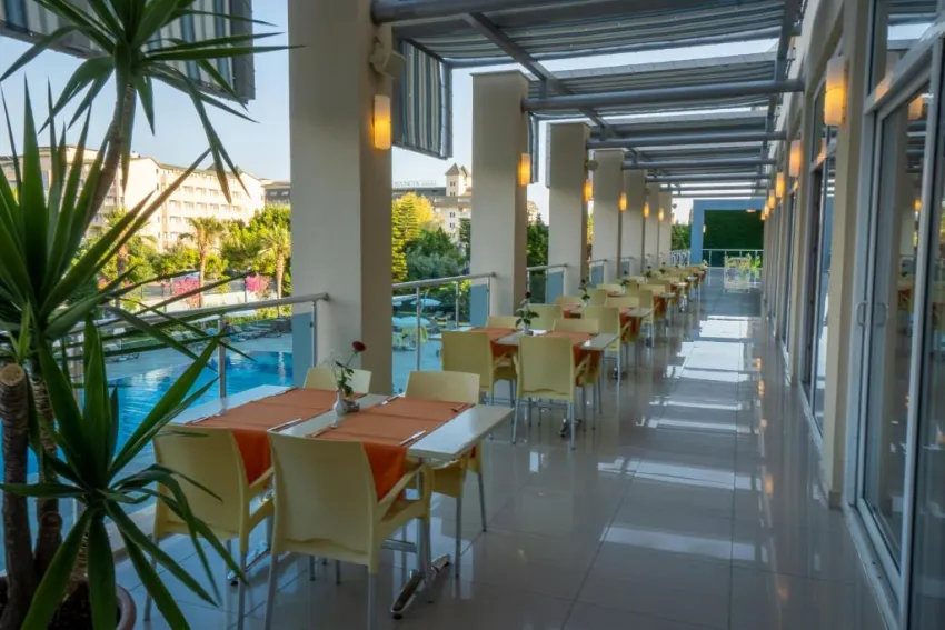 TITAN SELECT HOTEL  5*-33