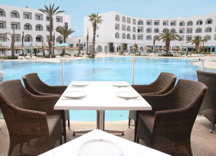 Nozha Beach Resort & Spa 4*-10