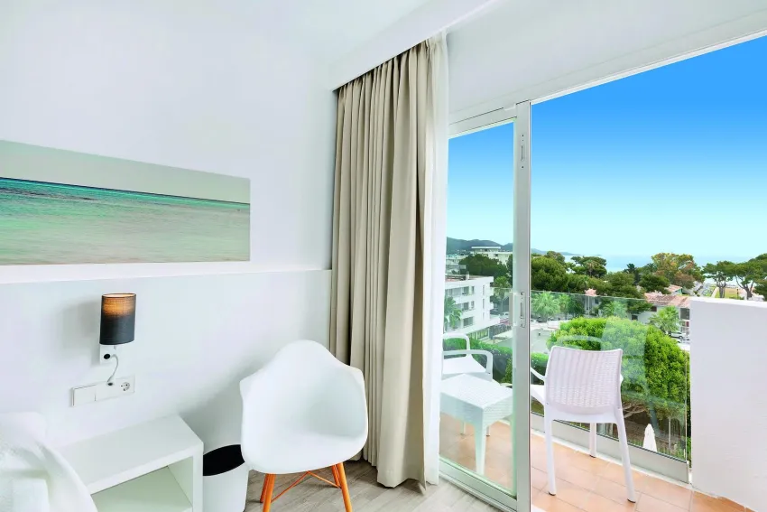 AluaSun Continental Park Hotel & Apartments 4*-25