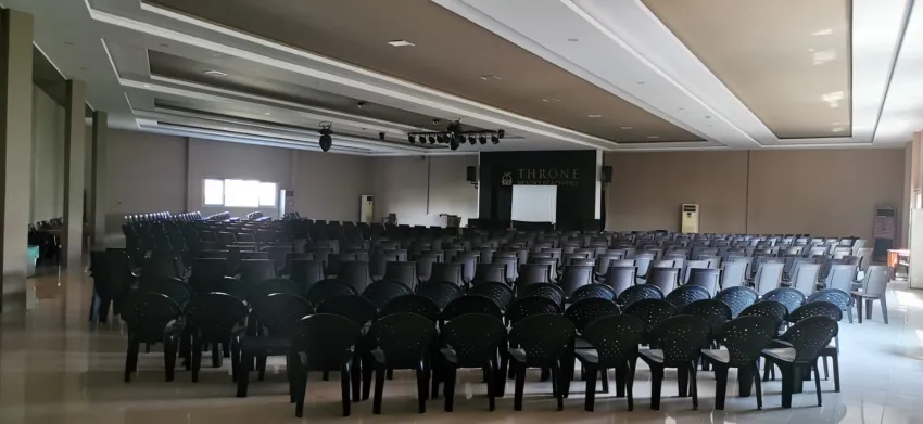 Throne Beach Resort & Spa 5*-60