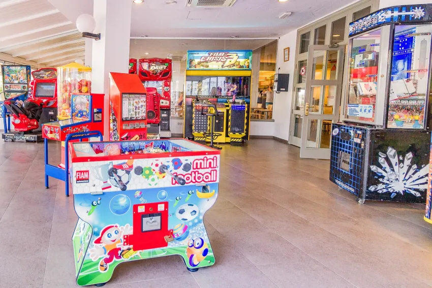 Eix Lagotel Holiday Resort 4*-23