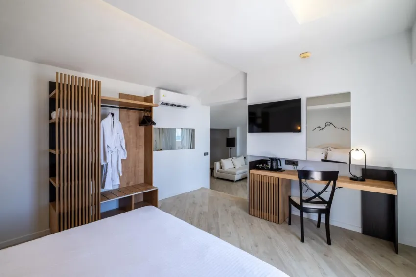 Mediterranean Beach Resort and Spa 5*-29