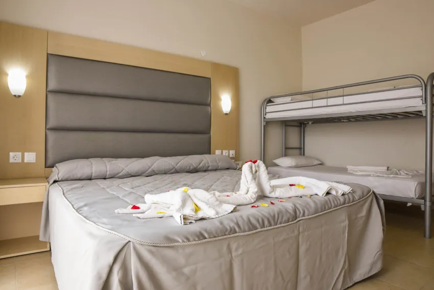 Marathon Hotel 4*-6