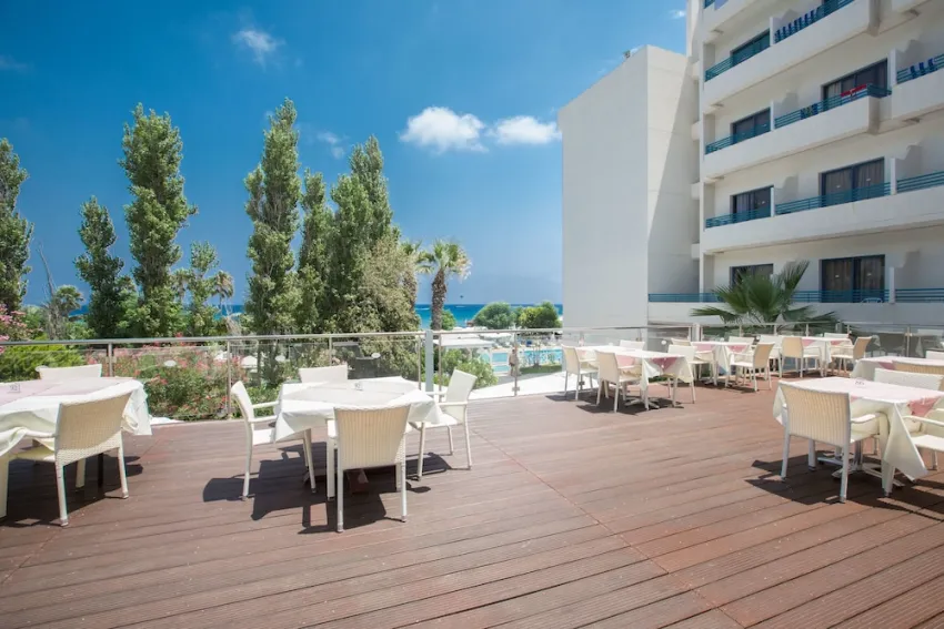 Iliada Beach Hotel 4*-83