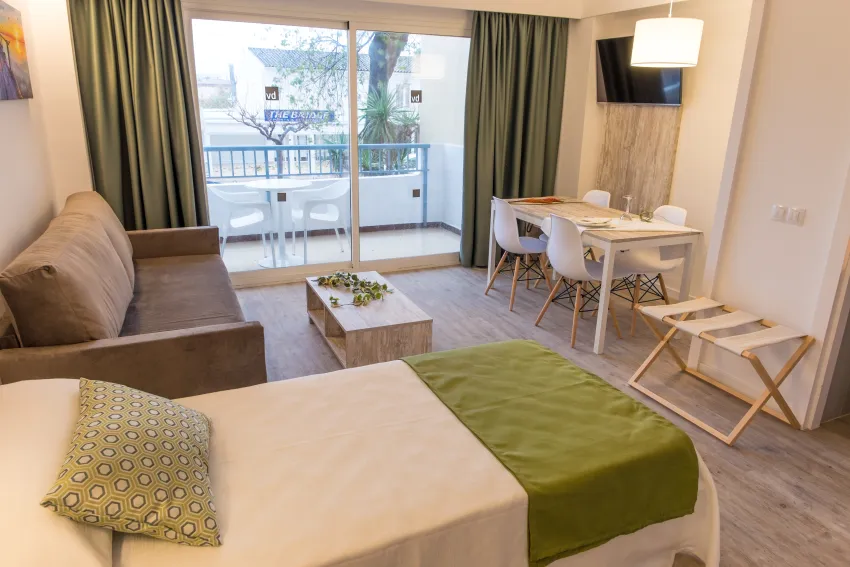 Bellevue Club 3*-114