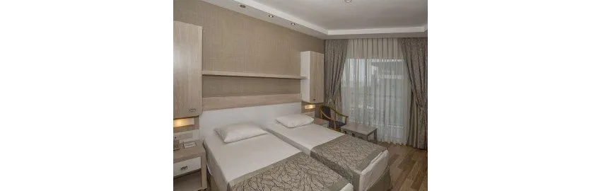 Riviera Hotel & Spa 4*-5