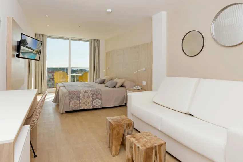 HSM Son Veri Adults Only 3*-22