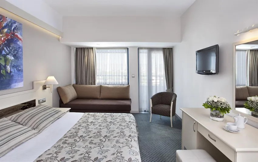 SUNRISE RESORT HOTEL  5*-5