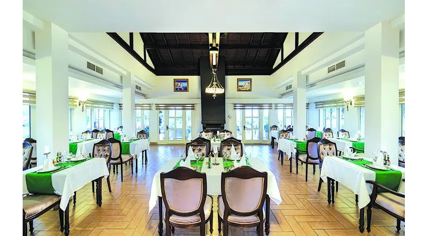CRYSTAL TAT BEACH GOLF RESORT & SPA  5*-8