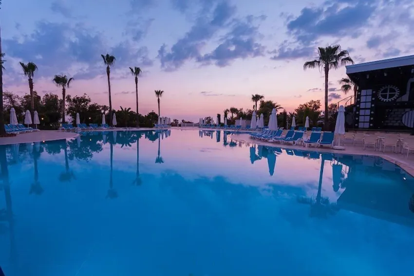 Iz Flower Side Beach Hotel 4*-31