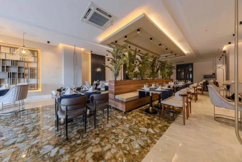 Dream Fun World Hotel 5*-6