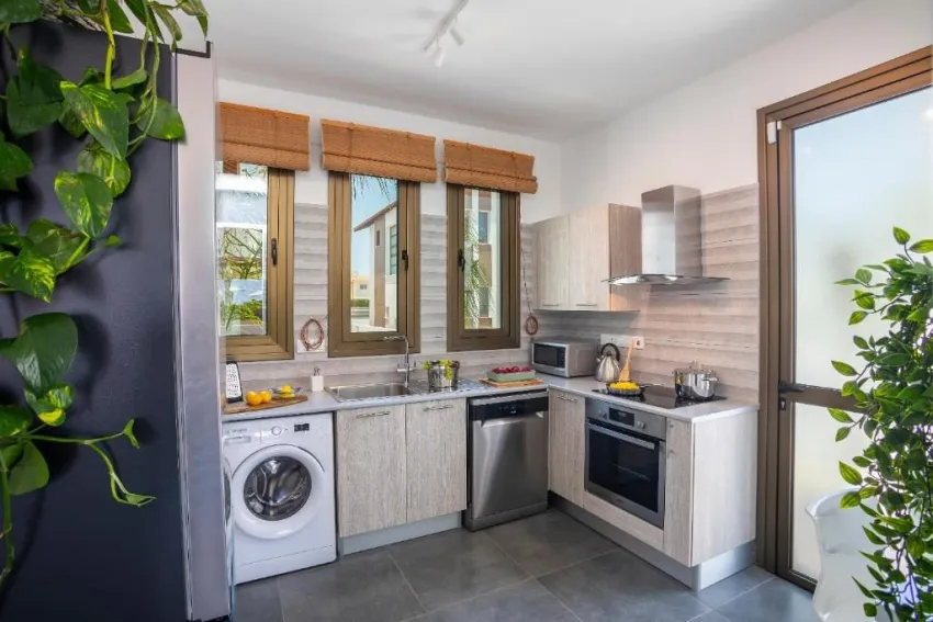 CHRIS LE MARE GOLD LUXURY VILLA 3*-6