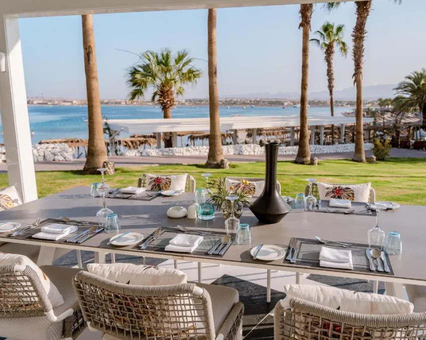 FORT ARABESQUE THE WEST BAY (ADULTS ONLY 16+)  4*-37