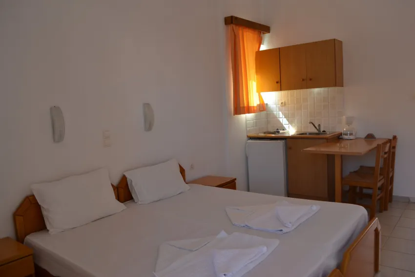ALEXANDROS APARTMENTS 3*-2