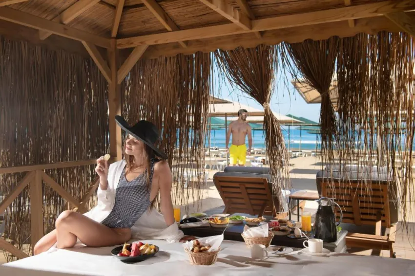 MIRAMARE BEACH HOTEL  5*-51