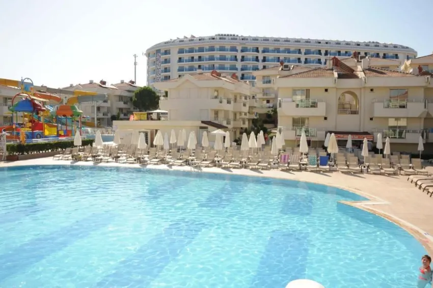 DREAM WORLD HILL  5*-21