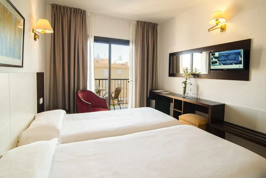 Amoros Hotel 3*-19