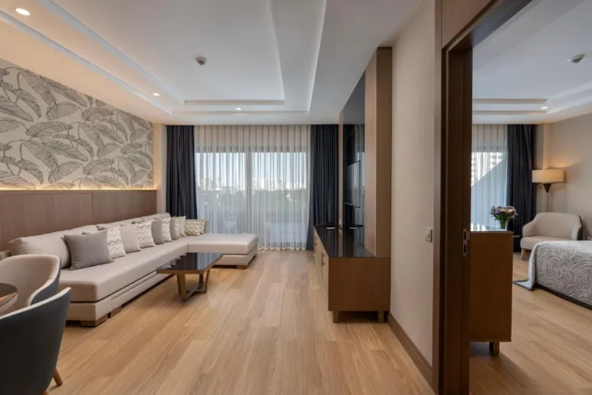 MIRACLE RESORT HOTEL  5*-88