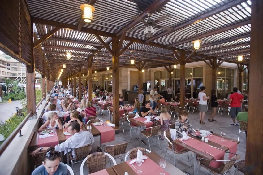 Crystal De Luxe Comfort Collection 5*-8