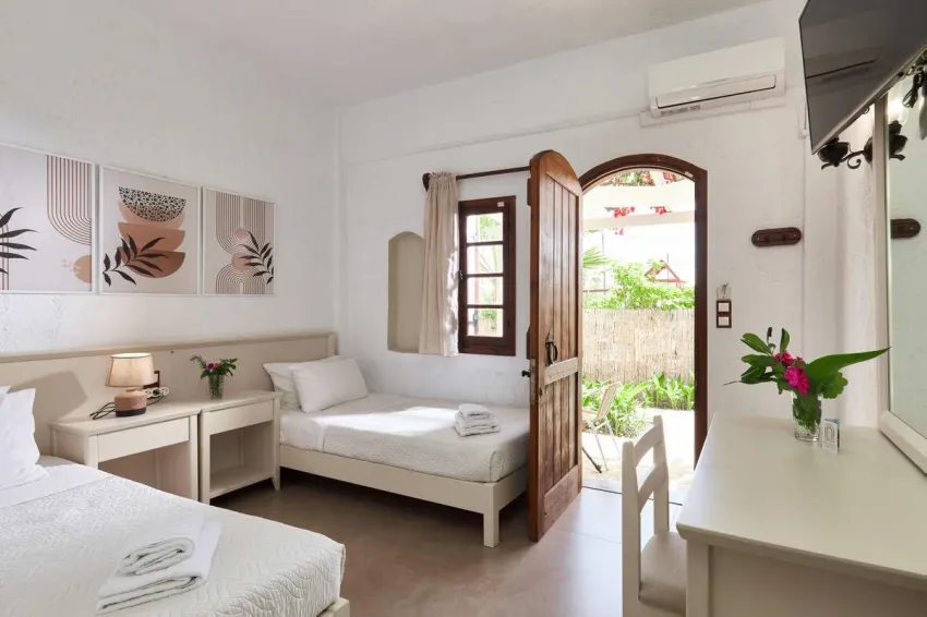 Mila Malia Studios Hotel 2*-26