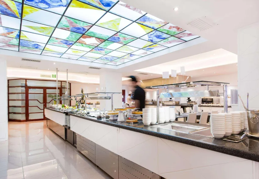 Reverence Life Hotel 4*-117