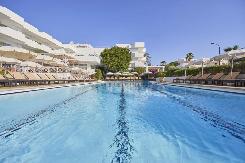 Hotel Rocamarina 4*-5