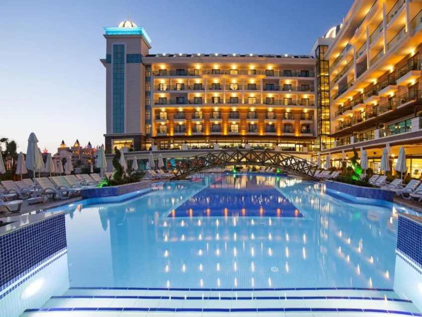 LUNA BLANCA RESORT & SPA  5*-7
