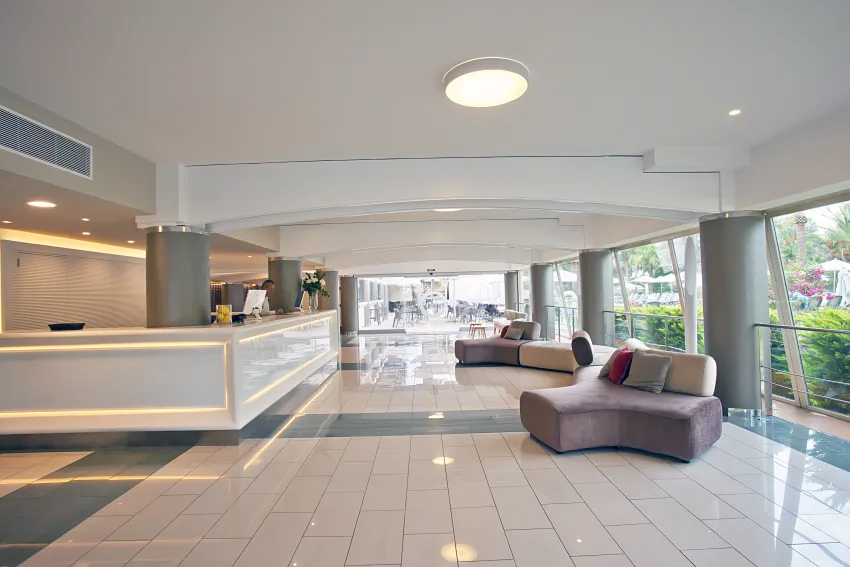 FERGUS Bermudas 4*-5