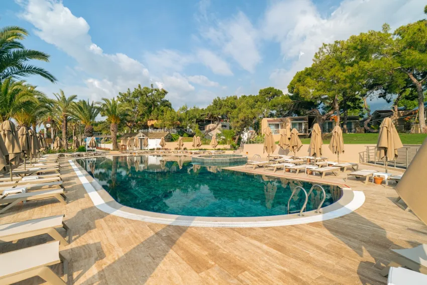 Pirates Beach Club 5*-9