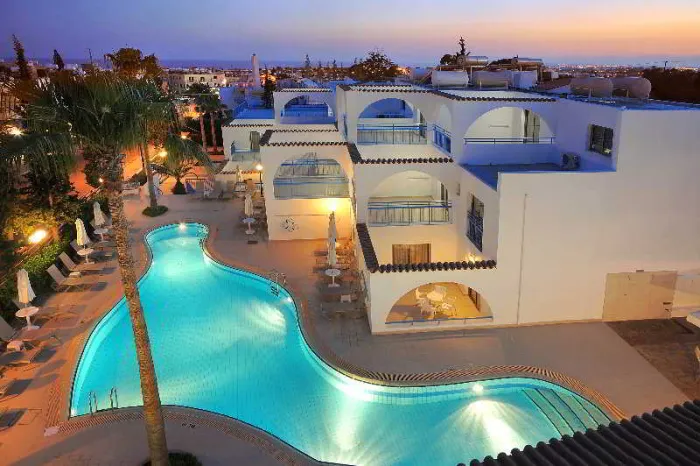 Petrosana Hotel Apartments 3* - Ayia napa - Cipru