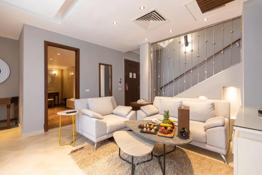 SUNRISE CRYSTAL BAY RESORT  5*-42