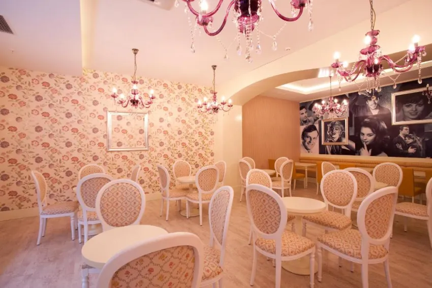 ADALYA BLISS  (ADULT ONLY 16+)  5*-6