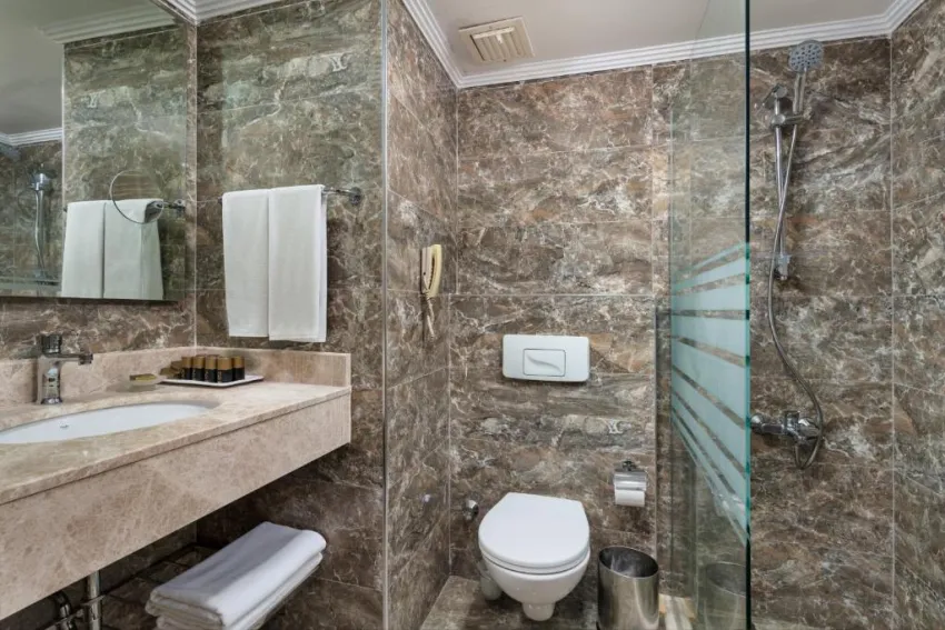 OZ HOTELS INCEKUM BEACH  5*-4