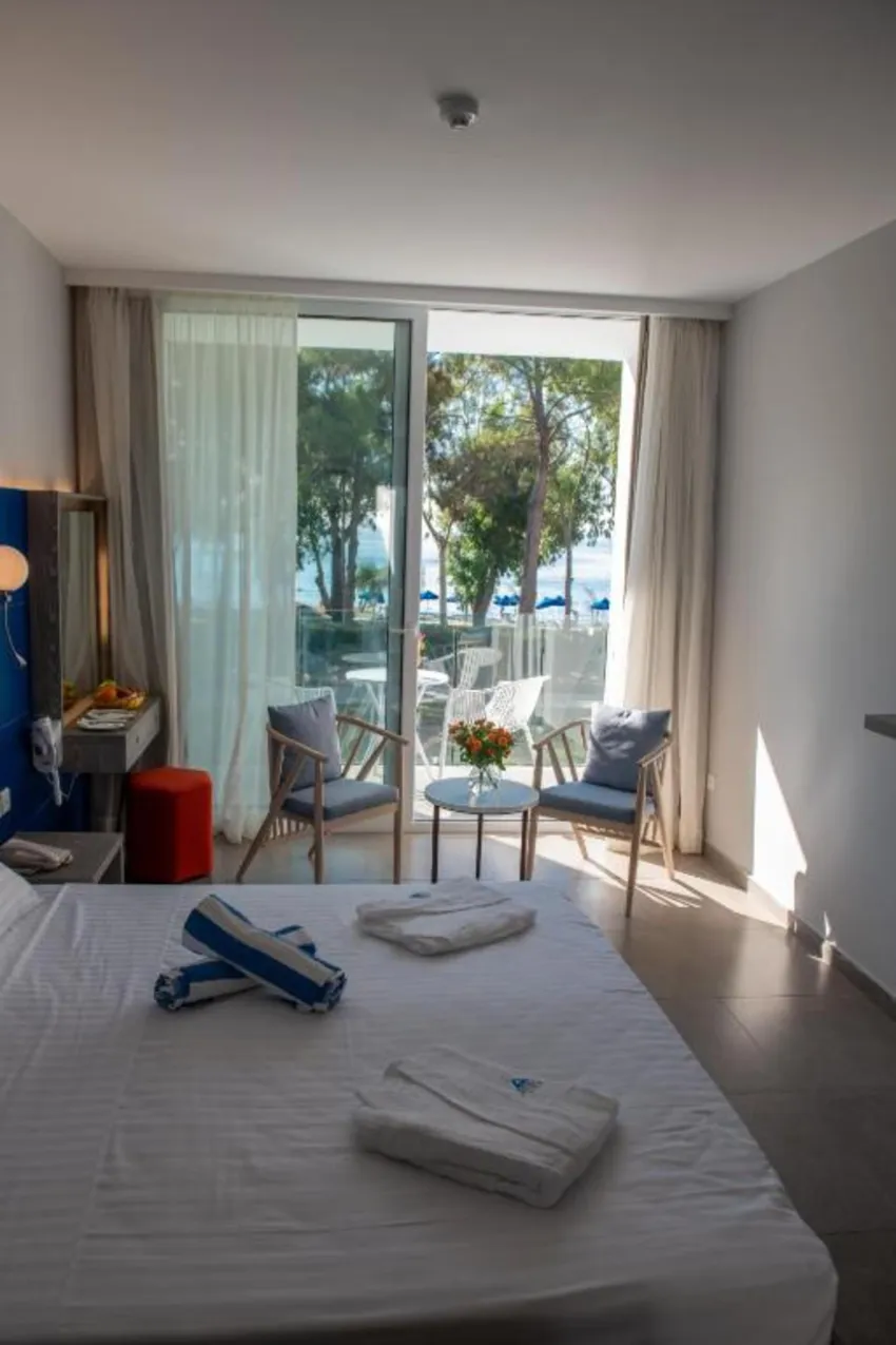 Park Beach Hotel 3*-4