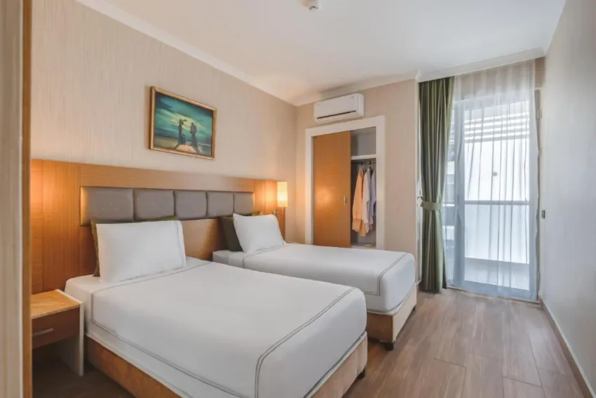 OBA STAR HOTEL  4*-7