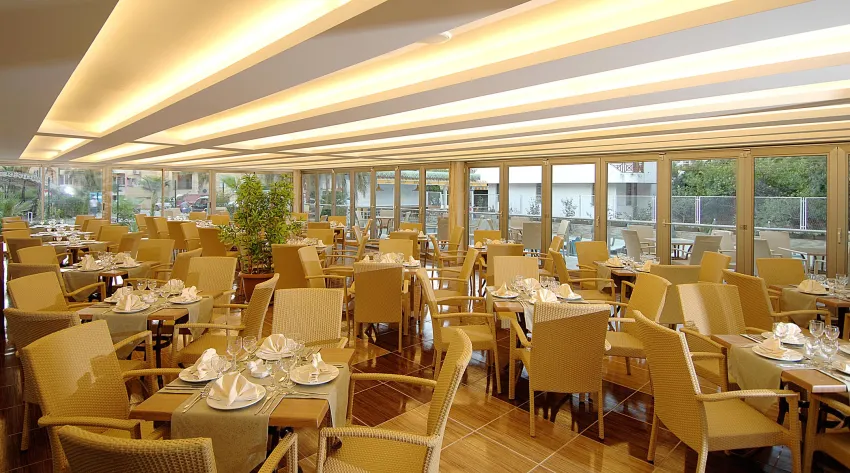 Ambassador Hotel 4*-9