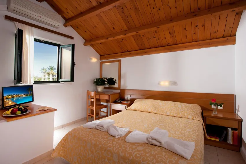 Asterias Village 4*-6