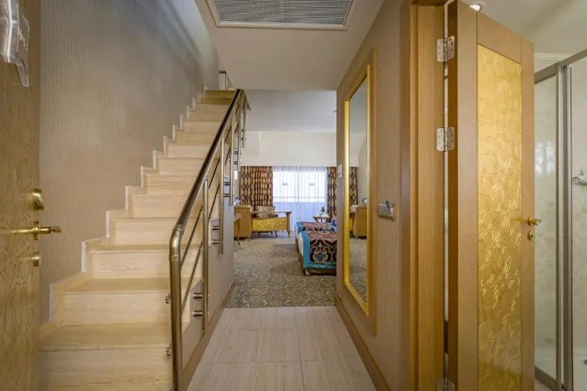 ROYAL HOLIDAY PALACE  5*-42