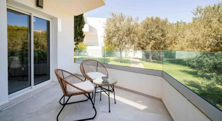 Marsenses Ferrera Blanca Adults Only 4*-8