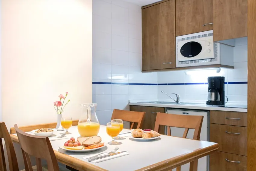 Hipotels Bahía Grande 4*-7