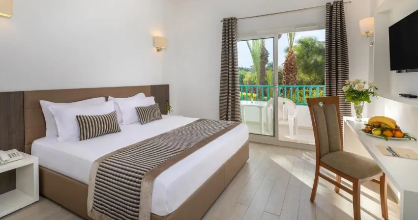 EL MOURADI PORT EL KANTAOUI  4*-9