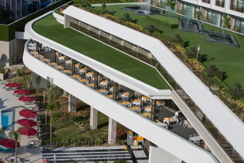 THE SENSE DELUXE HOTEL  5*-9