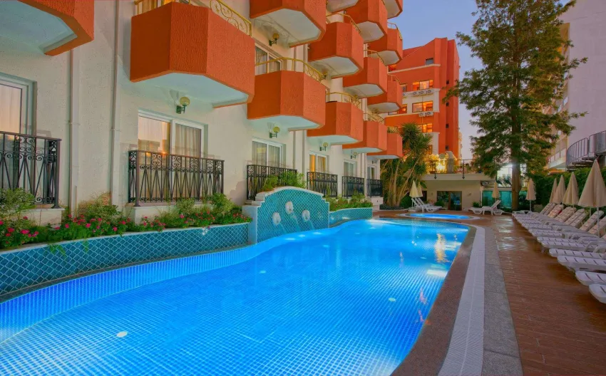 Antique Roman Palace (Adults Only 16+) 5*-73
