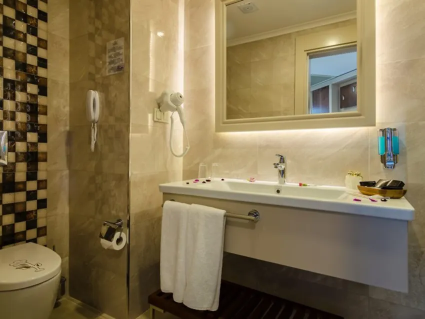The Lumos Deluxe Resort Hotel & Spa 5*-6