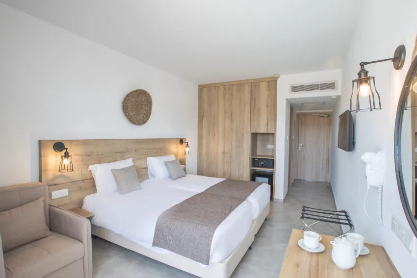 Bohemian Gardens 4*-12